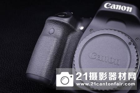 全面升级的多面能手 佳能EOS 80D相机评测