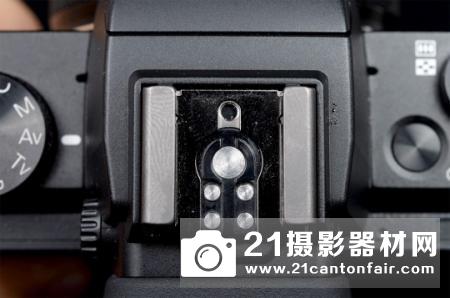 复古外形专业操控 佳能Powershot G5X评测