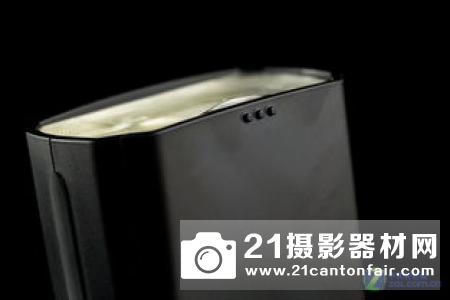 佳能EOS M50和新闪光灯曝光