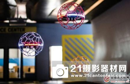 Droneball 「无人机球」攻防大战，官方比赛不比速度比入球？