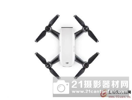 无人机怎么选？DJI Phantom 4 Pro和DJI Spark，专业与入门的差别