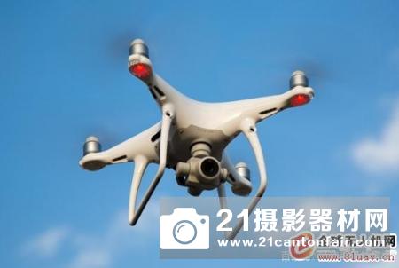 无人机怎么选？DJI Phantom 4 Pro和DJI Spark，专业与入门的差别